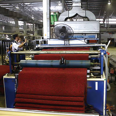 Linea di produzione di tappeti in PVC morbido